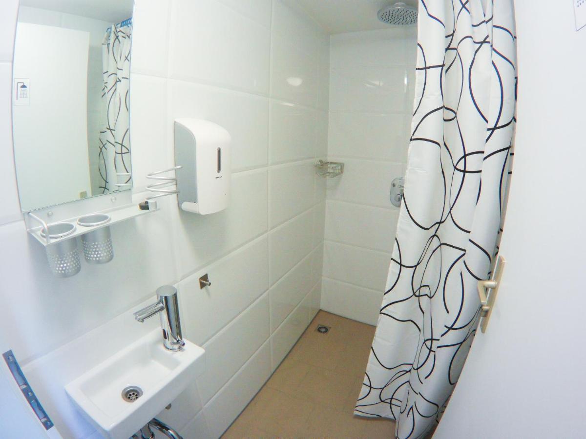 Hostel & Monteurzimmer Bei Hansezimmer Hamburg Bagian luar foto